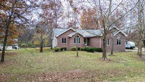 3 Wood Drive, Putnam, IL, 61560 | Card Image