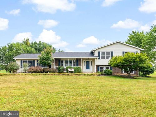 8412 Lassie Ct E, Walkersville, MD, 21793-8630 | Card Image
