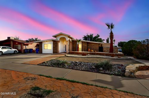 960 Warwick Rd, El Paso, TX, 79907-3242 | Card Image