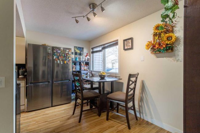 405 - 9930 Bonaventure Drive Se, Home with 3 bedrooms, 1 bathrooms and 2 parking in Calgary AB | Image 6