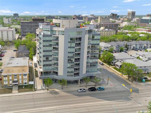 203-2300 Broad St, Regina, SK, S4P1Y8 | Card Image