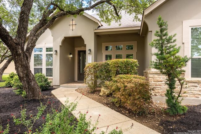 30171 Setterfeld Cir, House other with 4 bedrooms, 4 bathrooms and null parking in Fair Oaks Ranch TX | Image 5