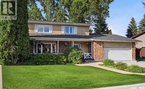 30 Roborecki Terr, Saskatoon, SK, S7K5L3 | Card Image