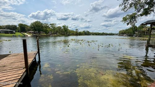 112 Wesley Rd, Green Cove Springs, FL, 32043-9570 | Card Image
