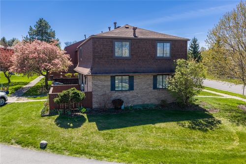 352 Surrey Hill Way, Rochester, NY, 14623-3058 | Card Image