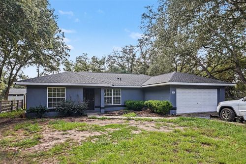 135 Fisher Way Trl, Ocklawaha, FL, 32179-5948 | Card Image