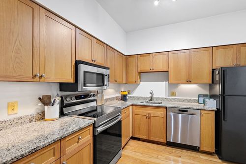 216-106 13th Street, Boston, MA, 02129 | Card Image