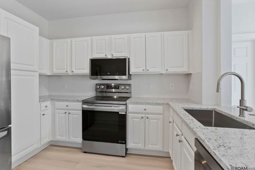 8e-5165 Etta St, Baton Rouge, LA, 70820-4989 | Card Image