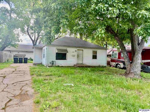 1319 S 51st St, Omaha, NE, 68106-2420 | Card Image