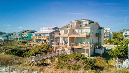 7021 Ocean Dr, Emerald Isle, NC, 28594-3126 | Card Image