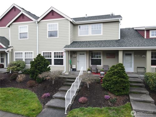 1463 Thompson Cir, Dupont, WA, 98327-9722 | Card Image