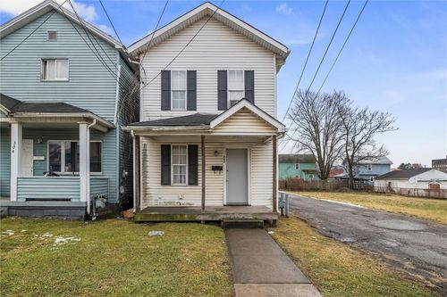 302 E Home St, New Castle, PA, 16101-4645 | Card Image