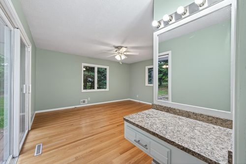 1369 Pike Lake Ct, New Brighton, MN, 55112-6412 | Card Image