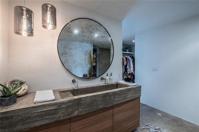 APT-206 - 901 N Upper Broadway St, Condo with 2 bedrooms, 2 bathrooms and 2 parking in Corpus Christi TX | Image 31