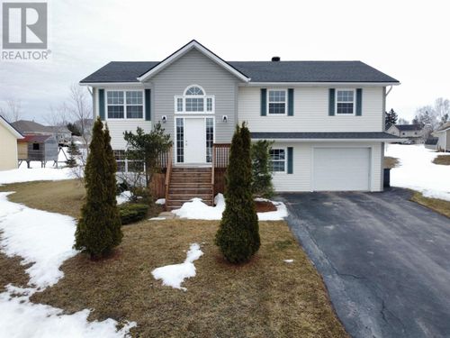 84 Bonavista Ave, Stratford, PE, C1B0E6 | Card Image