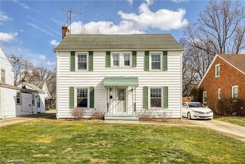 869 Packard Dr, Akron, OH, 44320-2815 | Card Image