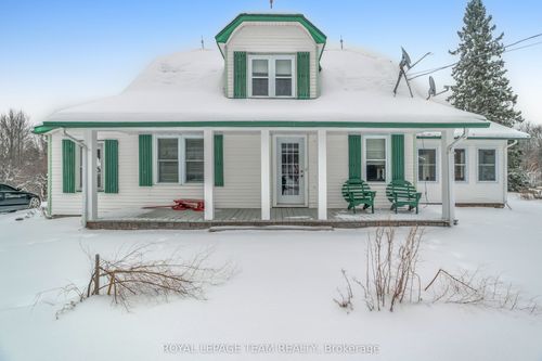 9754 511 Highway N, Lanark Highlands, ON, K0G1K0 | Card Image