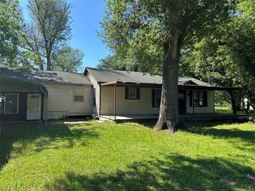 602 S Mignonette St, Kosse, TX, 76653-3557 | Card Image