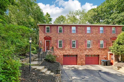 9195 Collington Sq, Allison Park, PA, 15101-1905 | Card Image