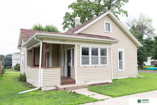 1125 N Burlington Ave, York, NE, 68467-2516 | Card Image