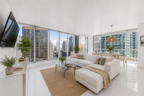 2908-485 Brickell Ave, Miami, FL, 33131-2717 | Card Image