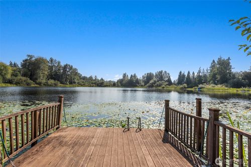 12049 Ne 97th St, Kirkland, WA, 98033-5821 | Card Image