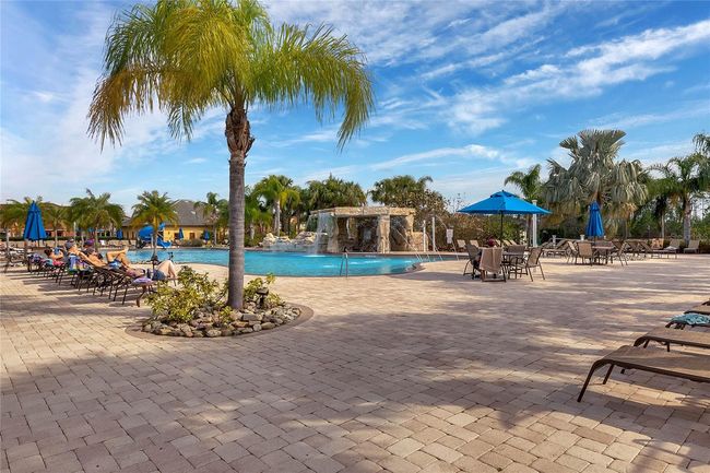 8955 Coco Palm Rd, Townhouse with 3 bedrooms, 3 bathrooms and null parking in KISSIMMEE FL | Image 37