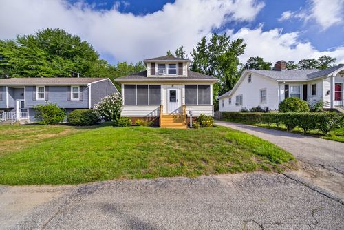 149 Columbia Ave, Warwick, RI, 02888-4341 | Card Image