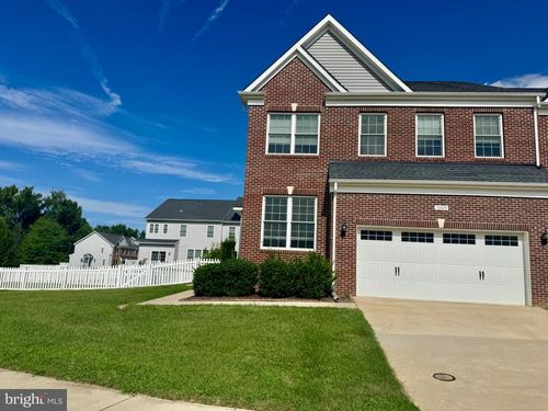 1005 Clover Cir, LA PLATA, MD, 20646-3244 | Card Image