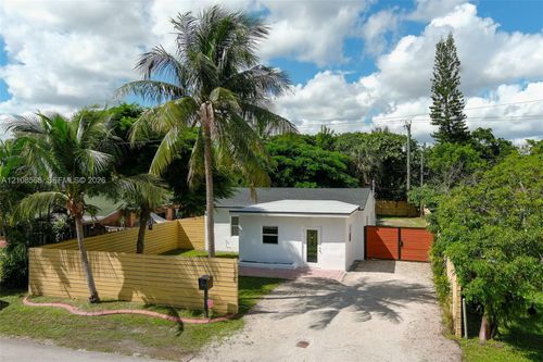 1229 Nw 1st Ave, Fort Lauderdale, FL, 33311-6019 | Card Image