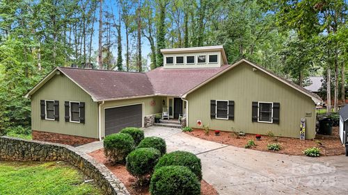 507 6th Ave Ne, Conover, NC, 28613-1636 | Card Image