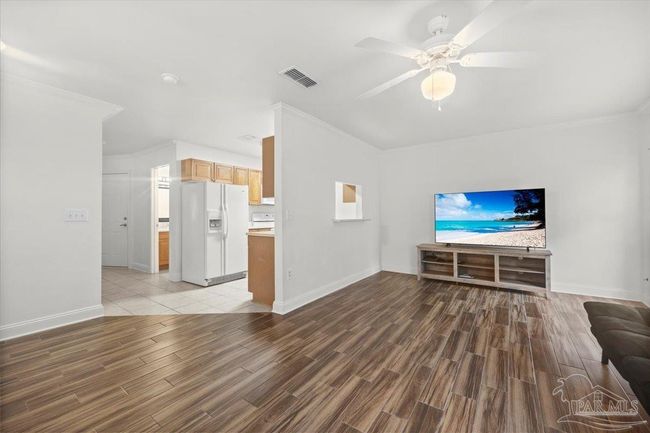 552 Wingspan Way, House other with 3 bedrooms, 3 bathrooms and 1 parking in Crestview FL | Image 4