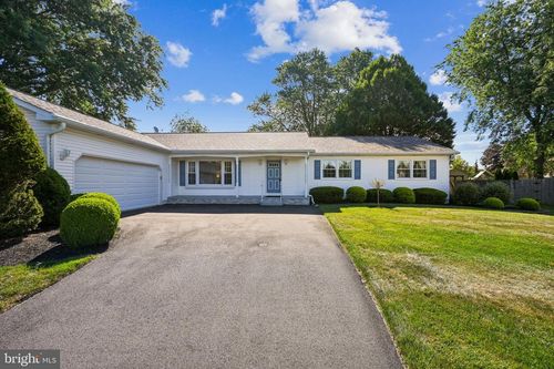 873 Olsen Dr, YARDLEY, PA, 19067-4608 | Card Image