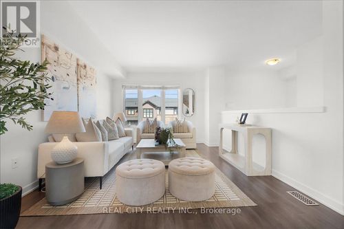 26 Crafter Cres, Stoney Creek, ON, L8J0H6 | Card Image