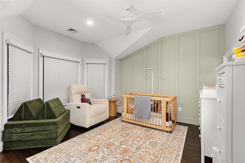 5 Rosebud Ln, Babylon, NY, 11702-2128 | Card Image