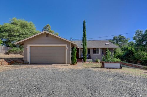 15676 W Digger Hill Way, Rough and Ready, CA, 95975-9742 | Card Image