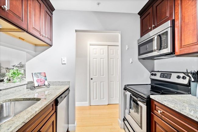 APT-203 - 90 Eastern Ave, Condo with 1 bedrooms, 1 bathrooms and null parking in Manchester NH | Image 7