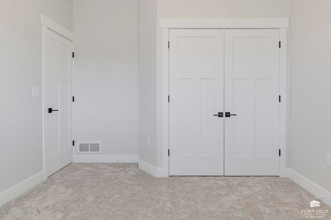 4115 Scenic Xing, Condo with 3 bedrooms, 2 bathrooms and null parking in Manhattan KS | Image 29