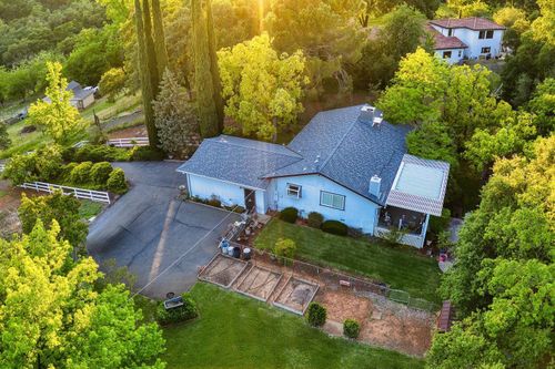 10455 Mount Vernon Rd, Auburn, CA, 95603-9761 | Card Image