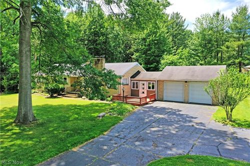 2141 North Road Ne, Warren, OH, 44483 | Card Image