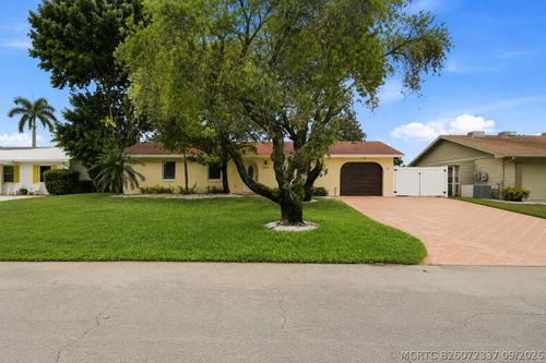 3606 Dorrit Ave, Boynton Beach, FL, 33436-2740 | Card Image