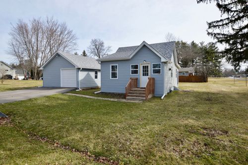4718 Ottawa Rd, Wonder Lake, IL, 60097-9514 | Card Image