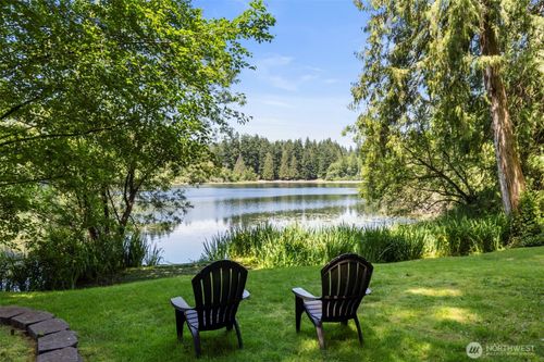 12995 Lake Shore Dr Nw, Poulsbo, WA, 98370-7024 | Card Image