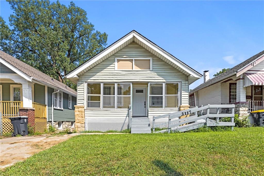 Jackson Ave, Kansas City, MO 64128