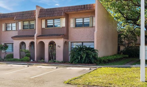 8-21-33 Matador Ln, Davie, FL, 33324-5537 | Card Image