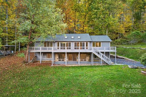 575 Croft Way, Bakersville, NC, 28705-6911 | Card Image