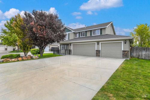 1215 W Eagle Avenue, Nampa, ID, 83651 | Card Image