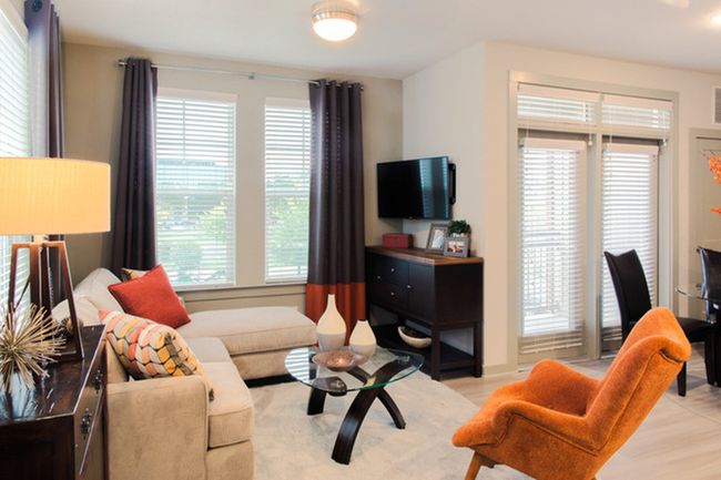 UNIT-1301 - 680 E Algonquin Rd, Condo with 2 bedrooms, 2 bathrooms and 2 parking in Schaumburg IL | Image 7