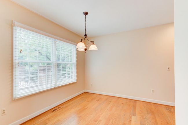 801 Sherman Dr, Condo with 2 bedrooms, 3 bathrooms and null parking in Royal Oak MI | Image 15