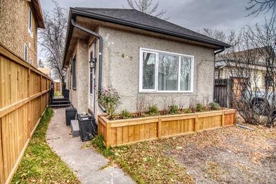 7437 21a St Se, House other with 2 bedrooms, 1 bathrooms and 1 parking in Calgary AB | Image 1